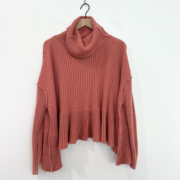 Free People Layer Cake Sweater Knit Turtleneck Pink size Small - Picture 2 of 8